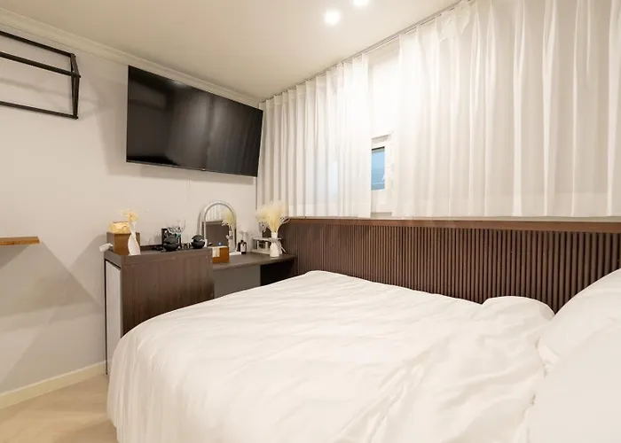 Arco House 호텔